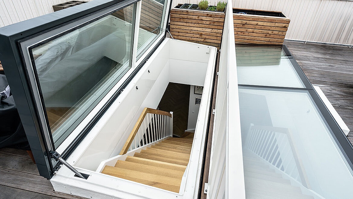 Wyłaz dachowy LAMILUX na dachu płaskim, budynek mieszkalny w Kopenhadze